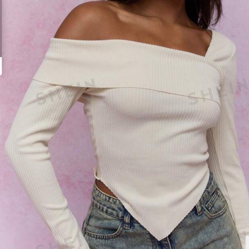 Missguided Asymmetric Off Shoulder Top